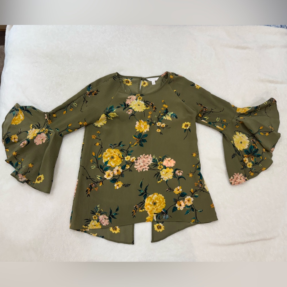 LC Lauren Conrad Olive Floral Bell Sleeve Blouse